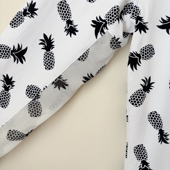 San Soleil Pineapple Print Mock Neck Medium UPF 50 White Black - Picture 4 of 8